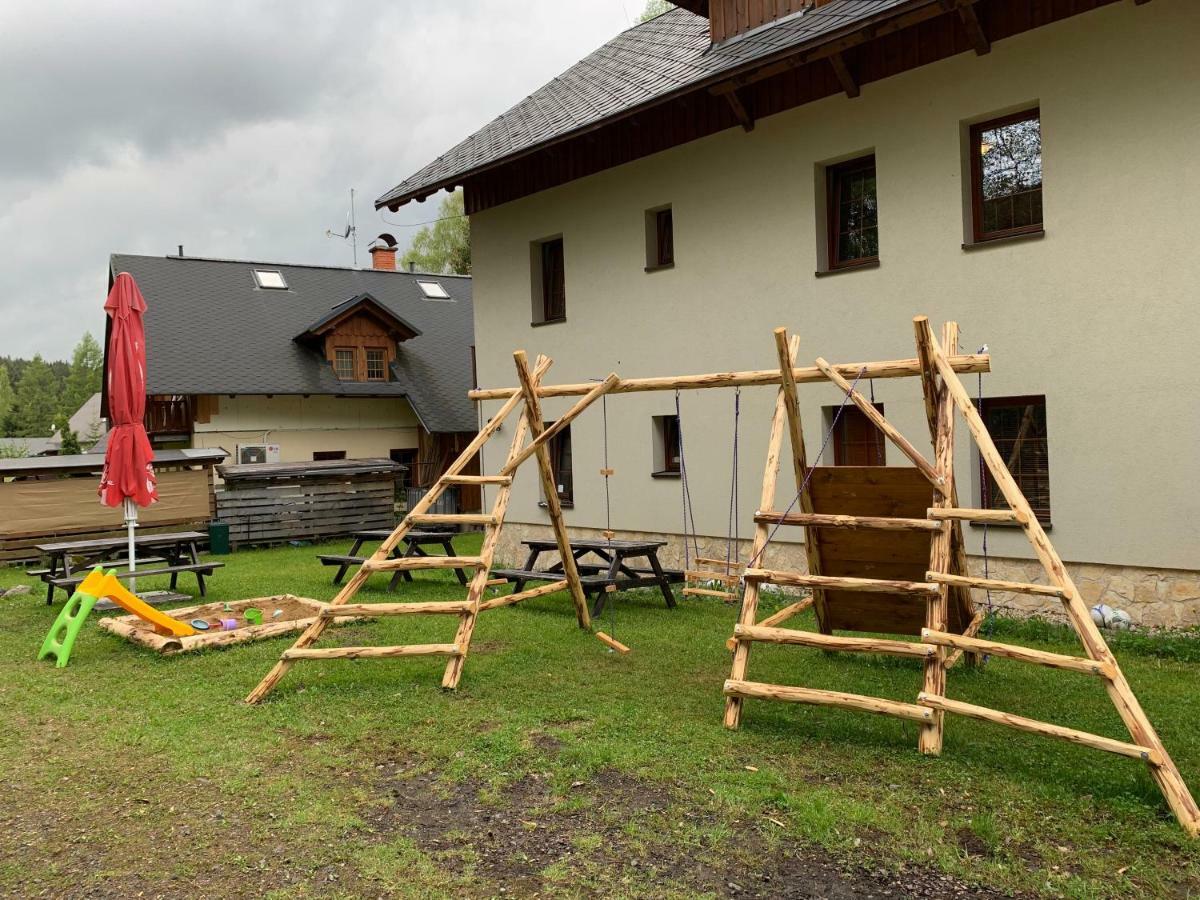 Penzion Sunski Hotel Harrachov Exterior foto